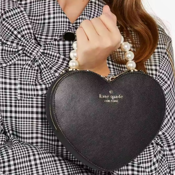 NWT-Kate Spade-Love Shack Heartđź–¤Crossbody-Faux Pearl Handle-Strap-Black-$399 - Picture 15 of 16